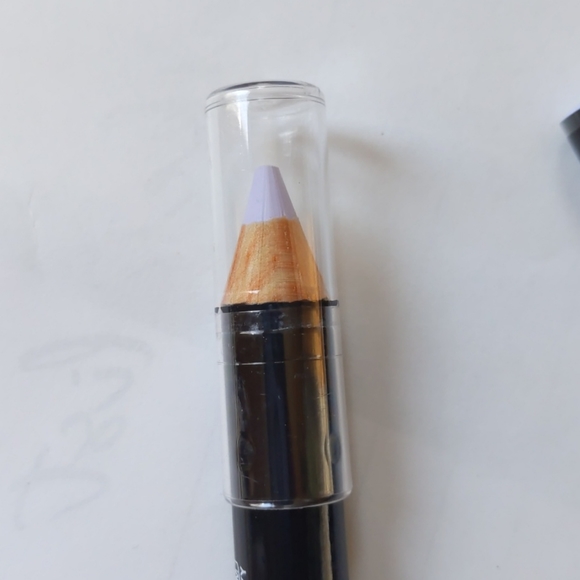Avon Mark CC Concealer - Picture 4 of 6